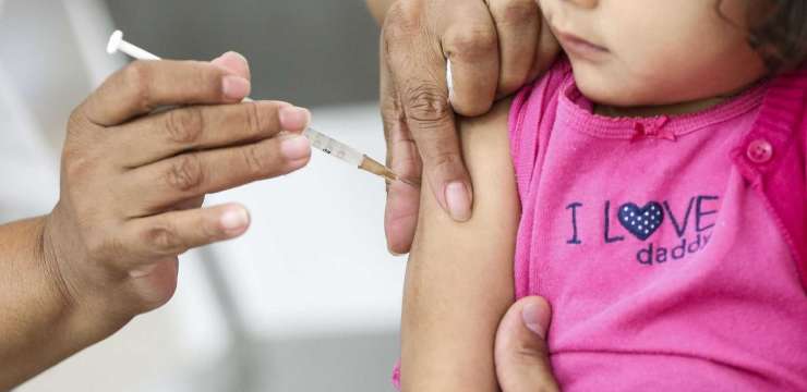 Child Vaccination Services in Pakistan, Child Vaccination, Vaccination,